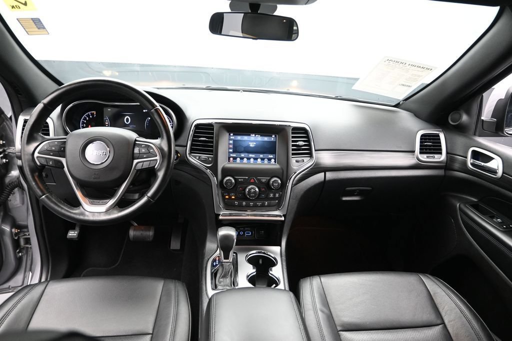 Used 2021 Jeep Grand Cherokee Laredo RWD image 18