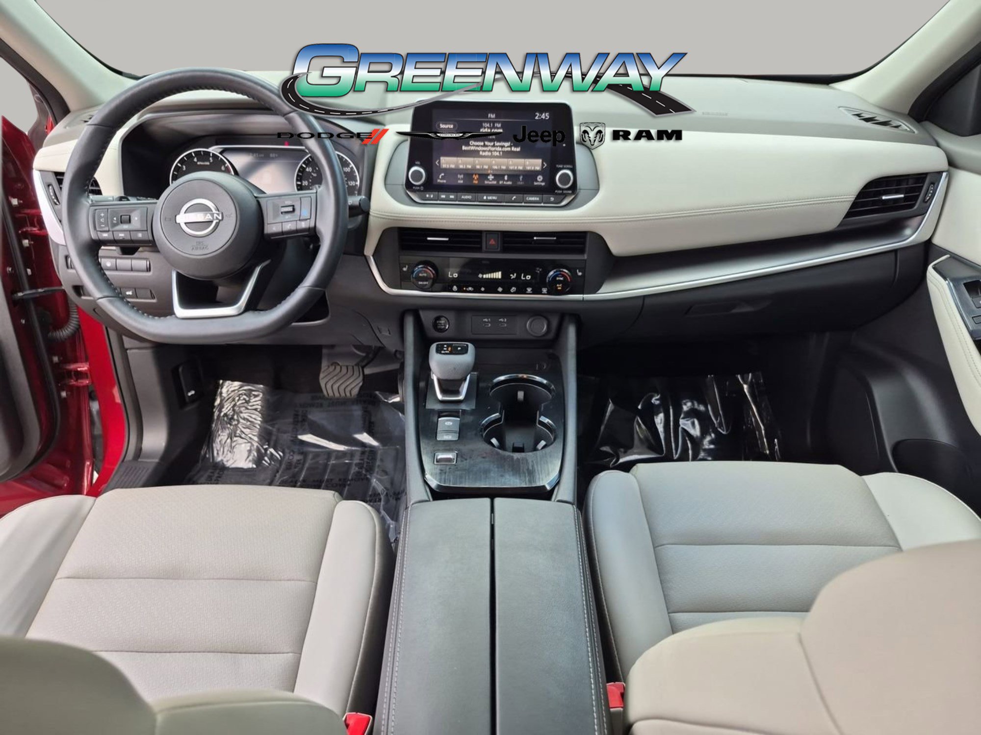 Used 2024 Nissan Rogue SV w/ SV Premium Package FWD image 9