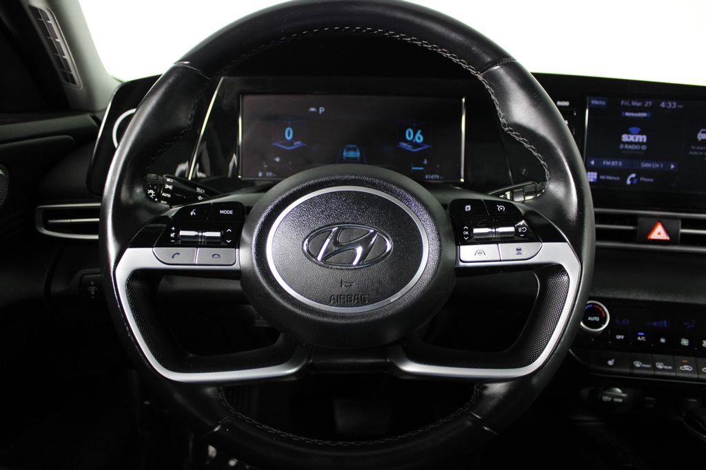 Certified 2022 Hyundai Elantra SEL w/ Convenience Package FWD image 10