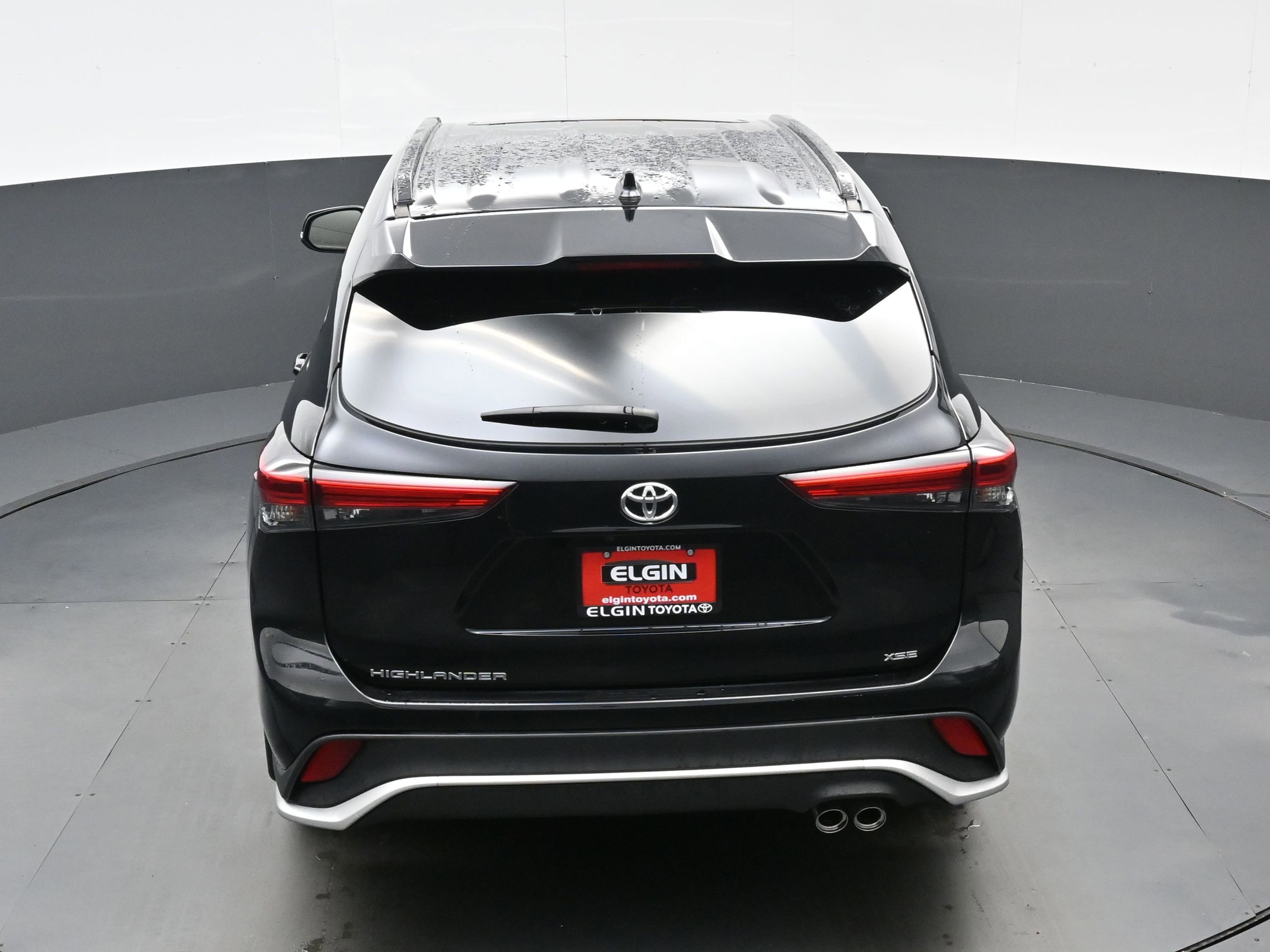 Used 2023 Toyota Highlander XSE FWD image 39