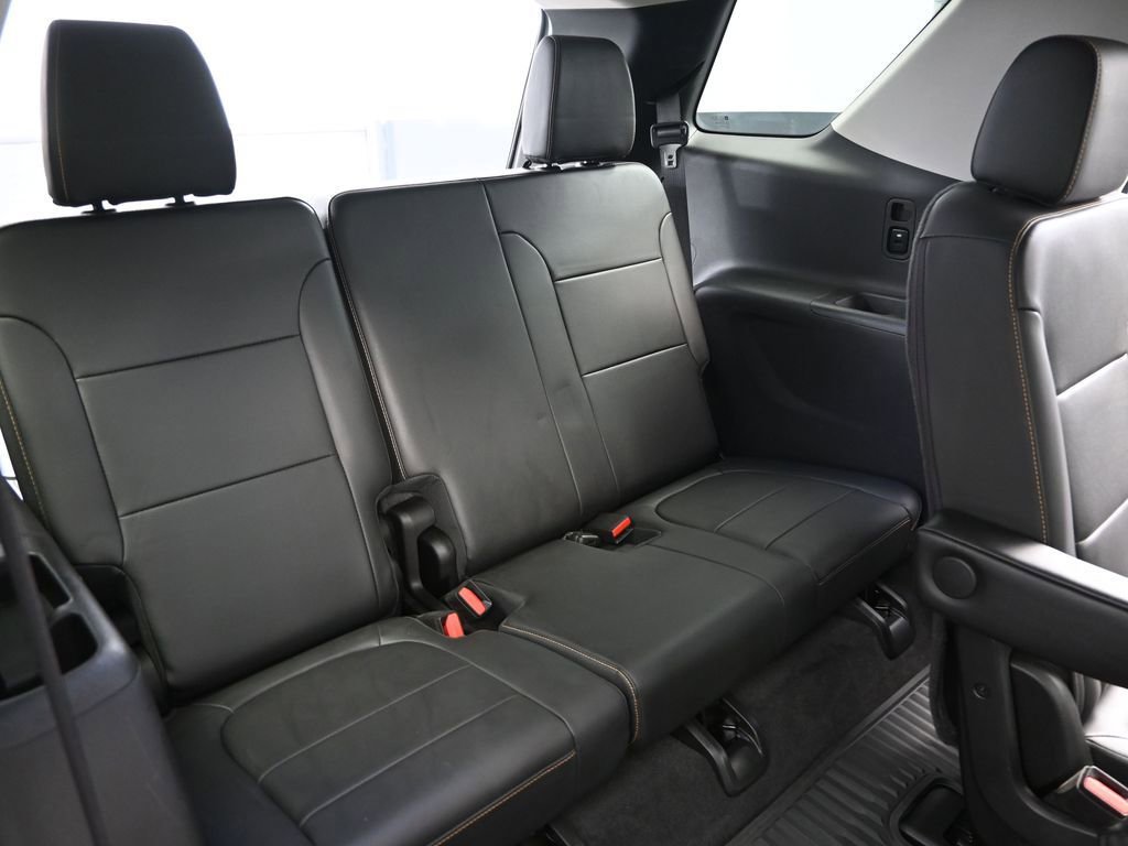 Used 2019 Chevrolet Traverse LT image 43