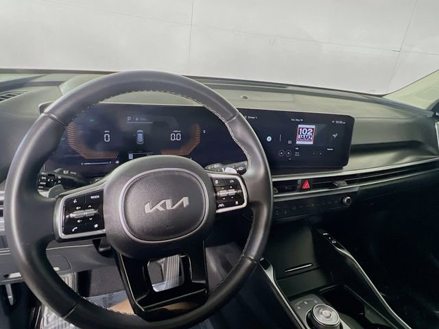 Used 2025 Kia Sorento EX AWD/4WD image 11