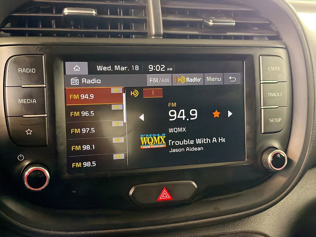 Used 2022 Kia Soul LX image 15