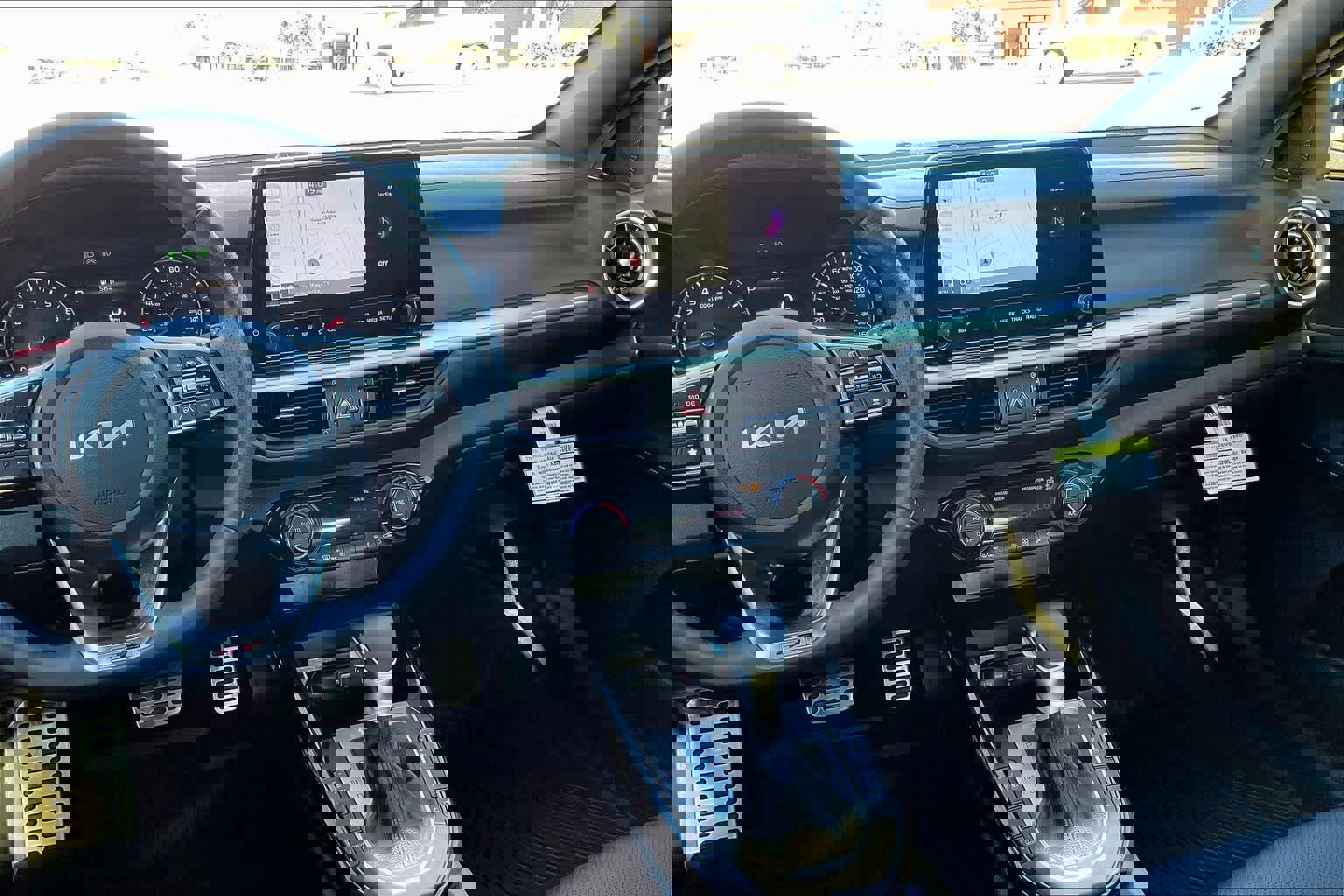 Certified 2024 Kia Forte GT-Line w/ GT-Line Premium Package image 15