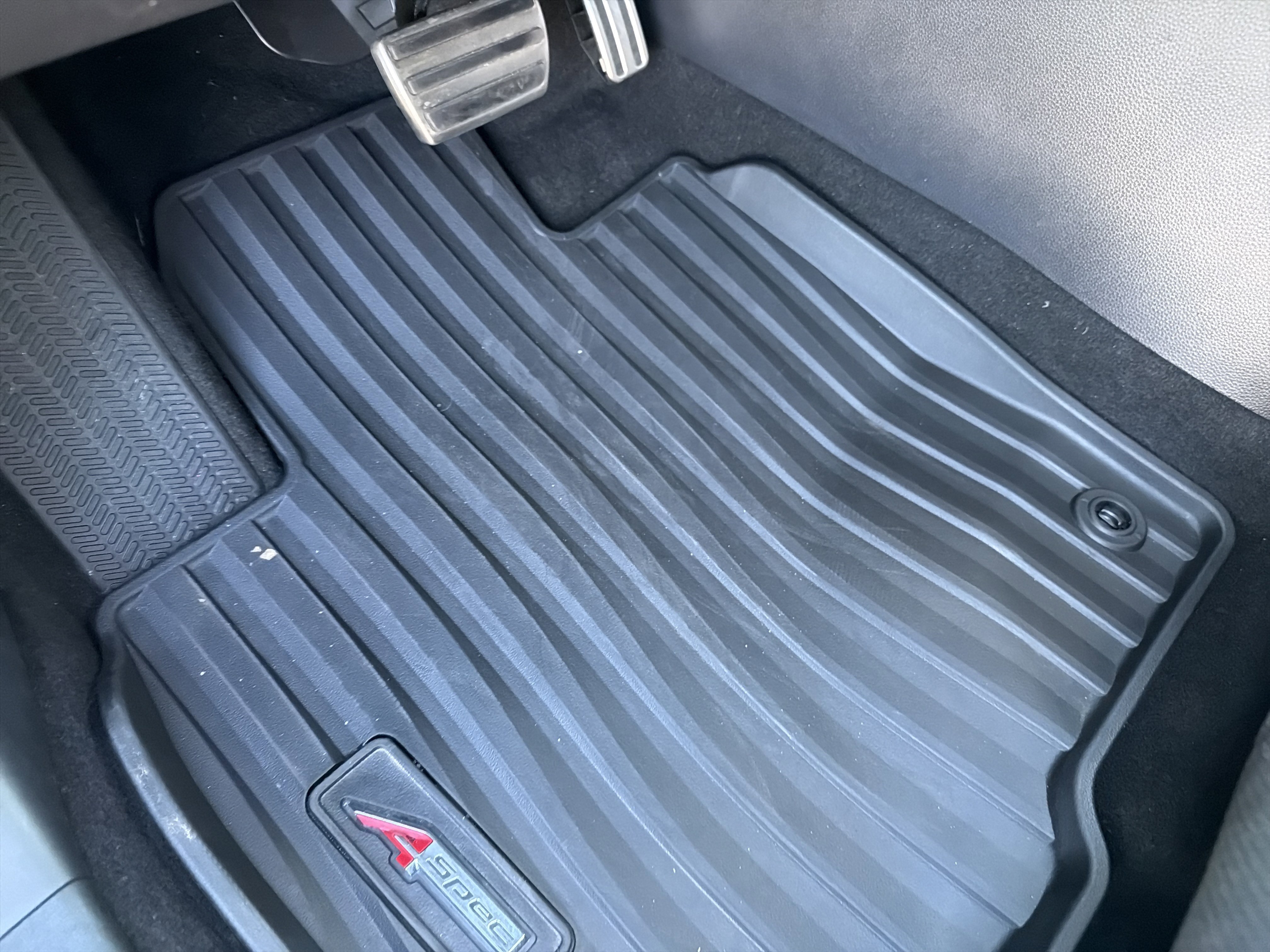 Certified 2025 Acura ADX A-Spec image 17