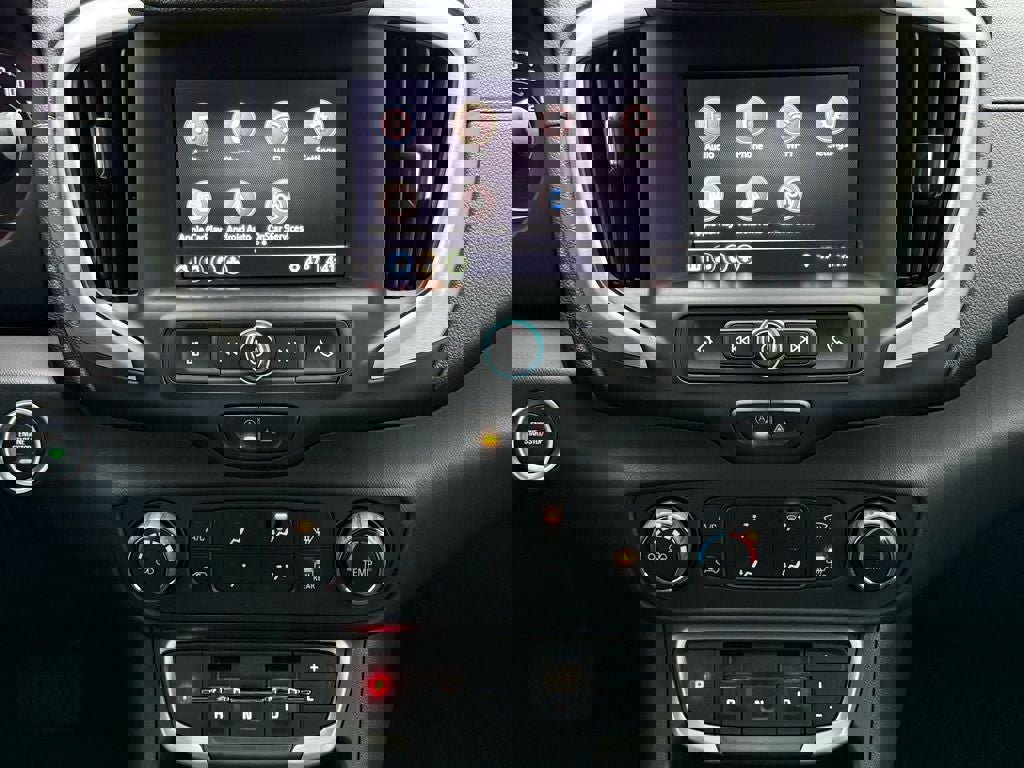 Used 2023 GMC Terrain SLE image 21