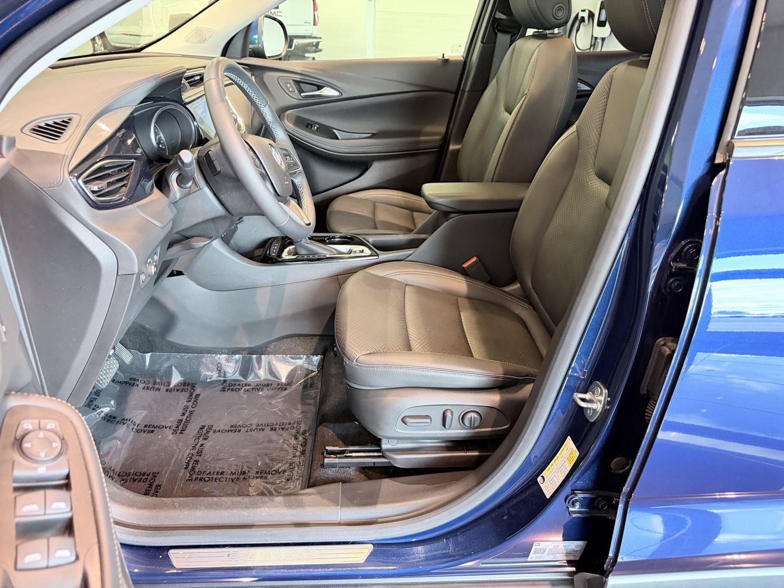 Used 2023 Buick Encore GX Essence w/ Experience Buick Package AWD/4WD image 35