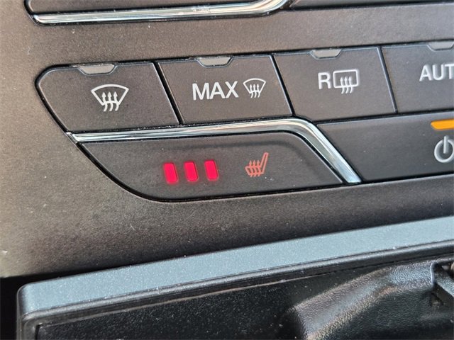 Used 2020 Ford Edge SEL image 20