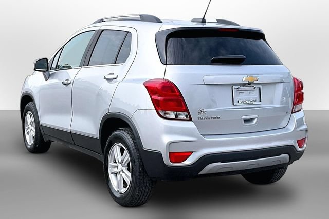 Used 2020 Chevrolet Trax LT w/ LT Convenience Package AWD/4WD image 12
