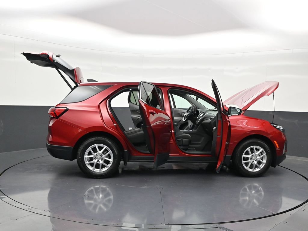 Used 2024 Chevrolet Equinox LT FWD image 33