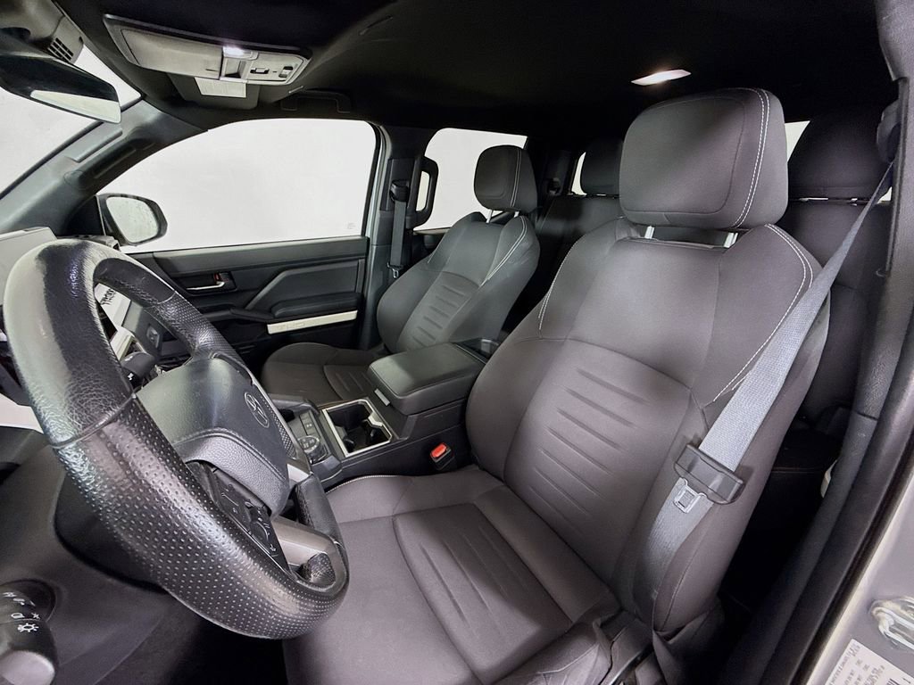 Used 2024 Toyota Tacoma TRD Off-Road image 11