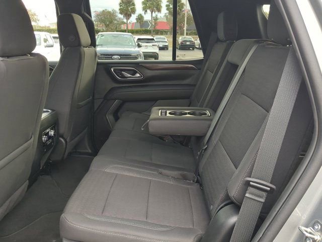 Used 2024 GMC Yukon SLE w/ Gmc Pro Safety Plus Package image 14