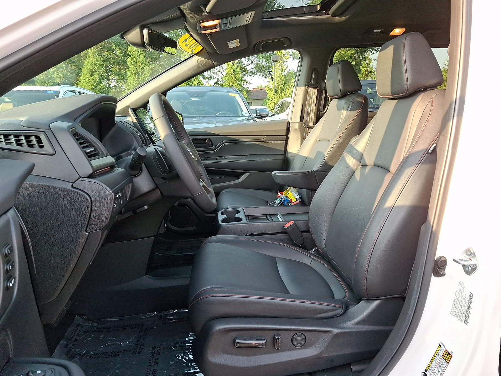Used 2024 Honda Odyssey Sport image 15