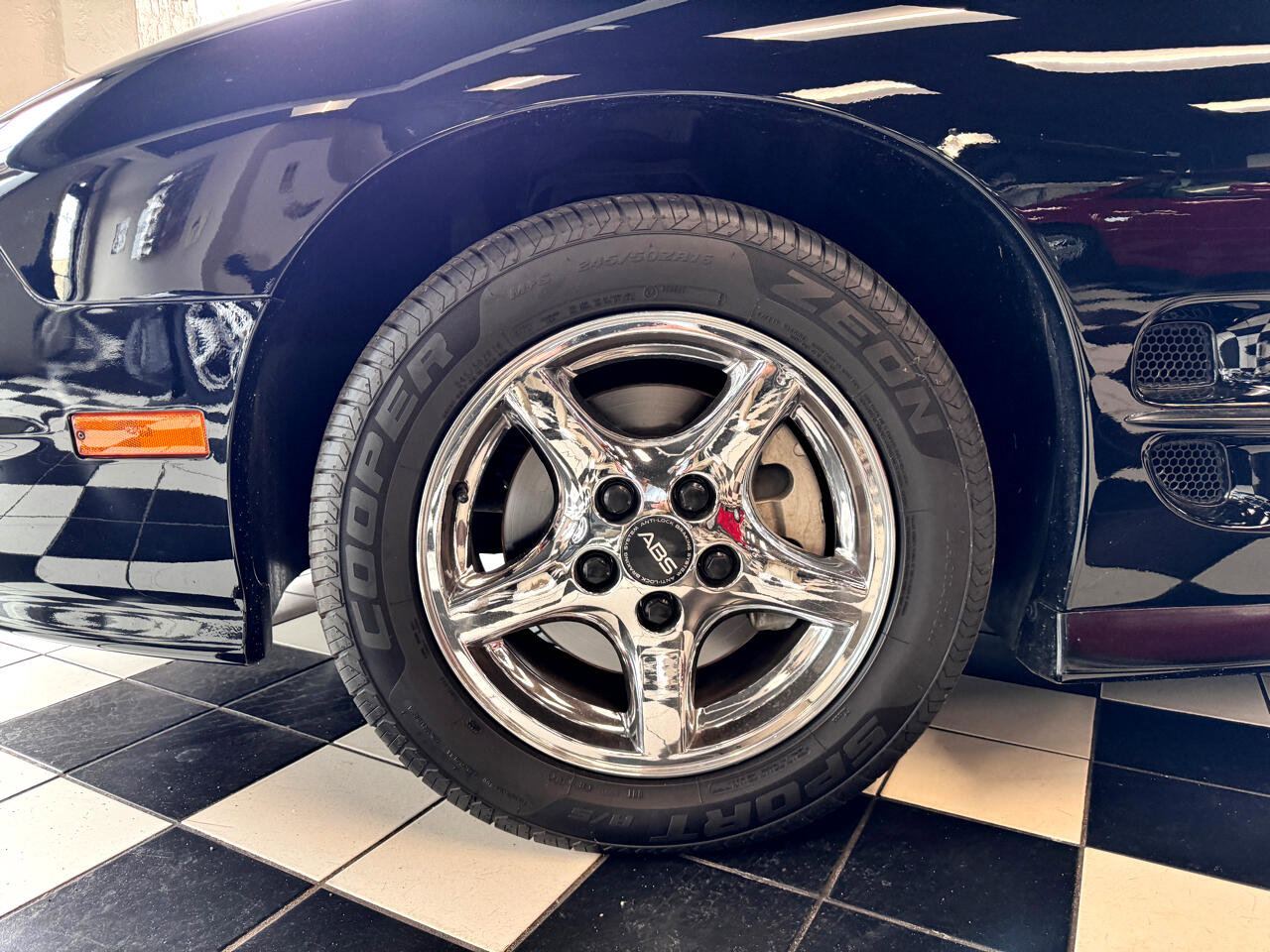 Used 2001 Pontiac Firebird Trans Am image 23