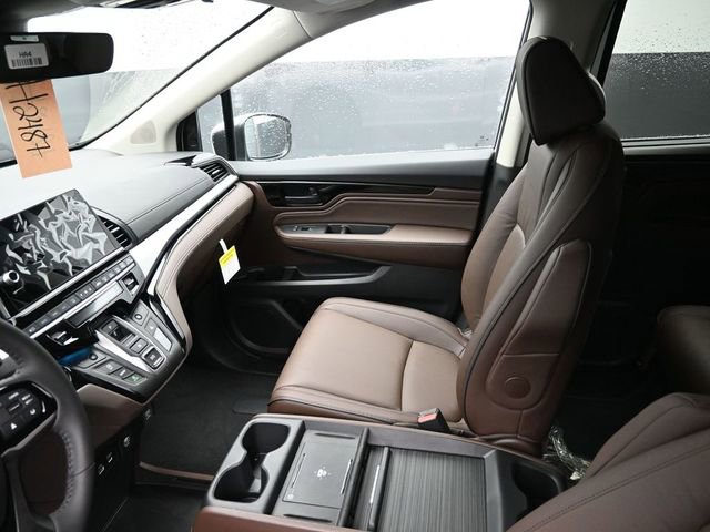 New 2026 Honda Odyssey Touring image 17