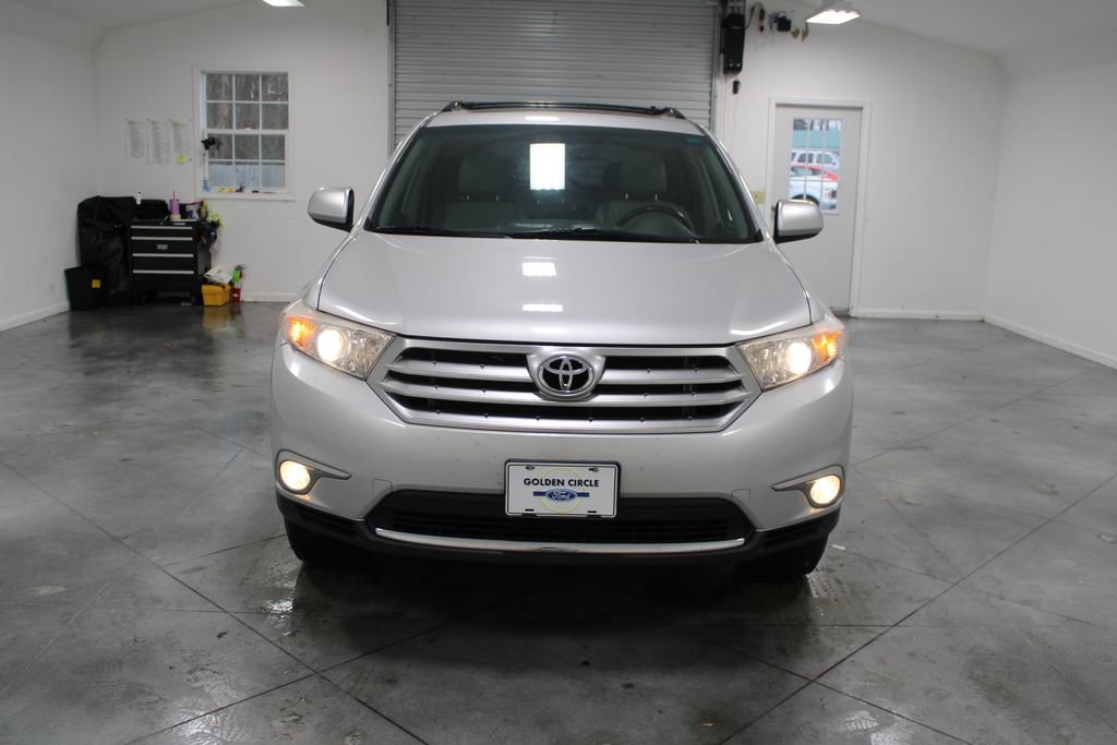 Used 2012 Toyota Highlander SE image 3