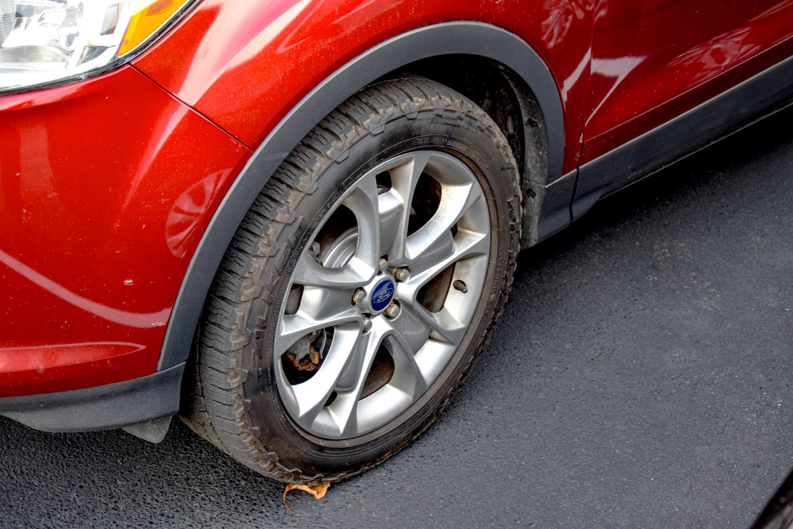 Used 2014 Ford Escape Titanium AWD/4WD image 11