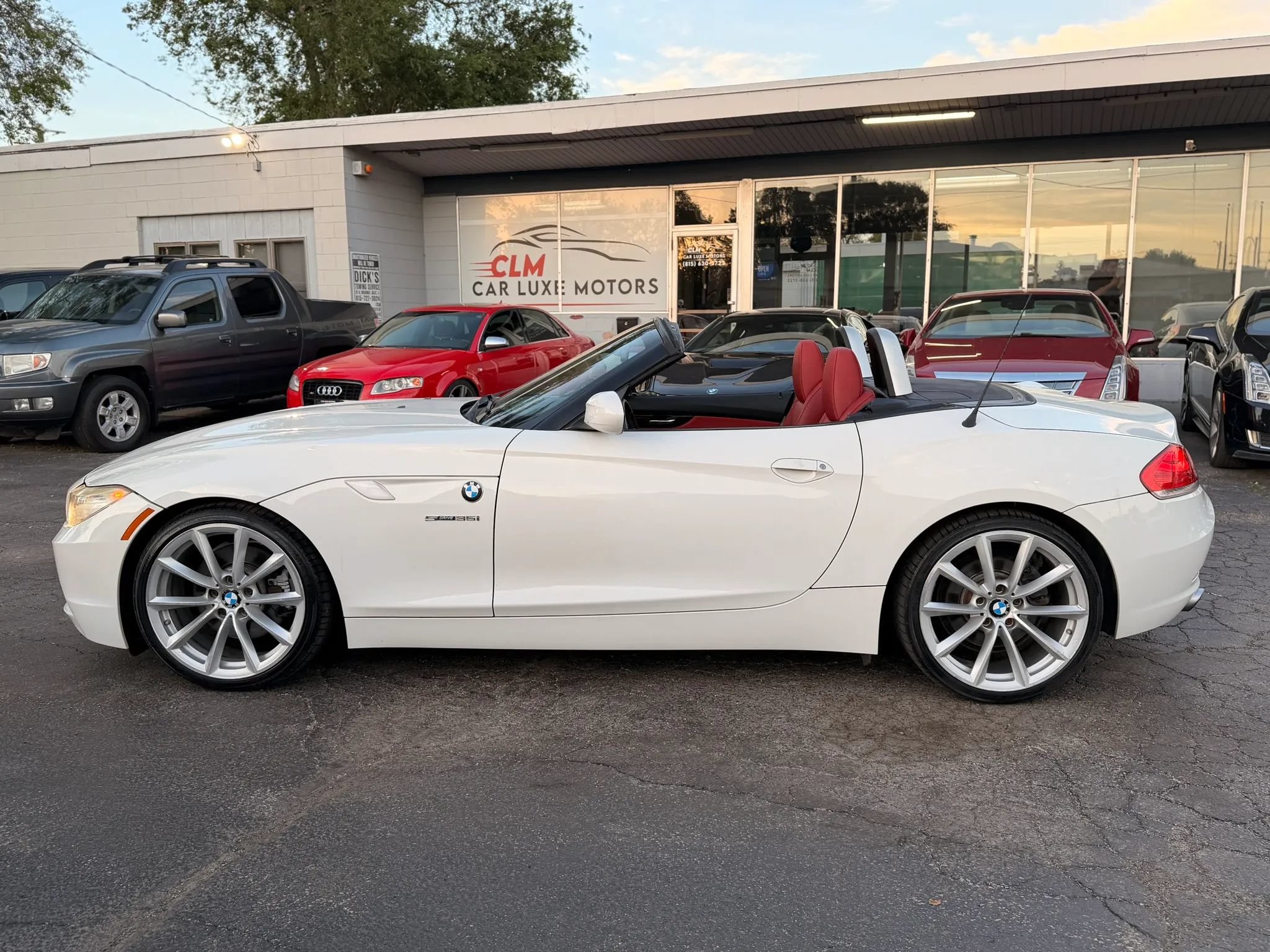 Used 2010 BMW Z4 sDrive35i RWD image 12