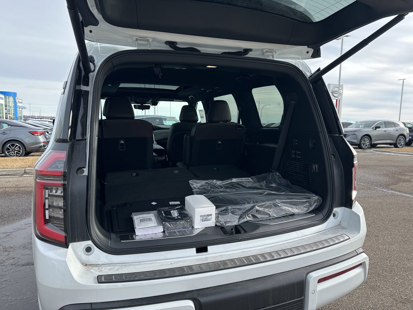 New 2026 Nissan Armada Platinum Reserve image 32