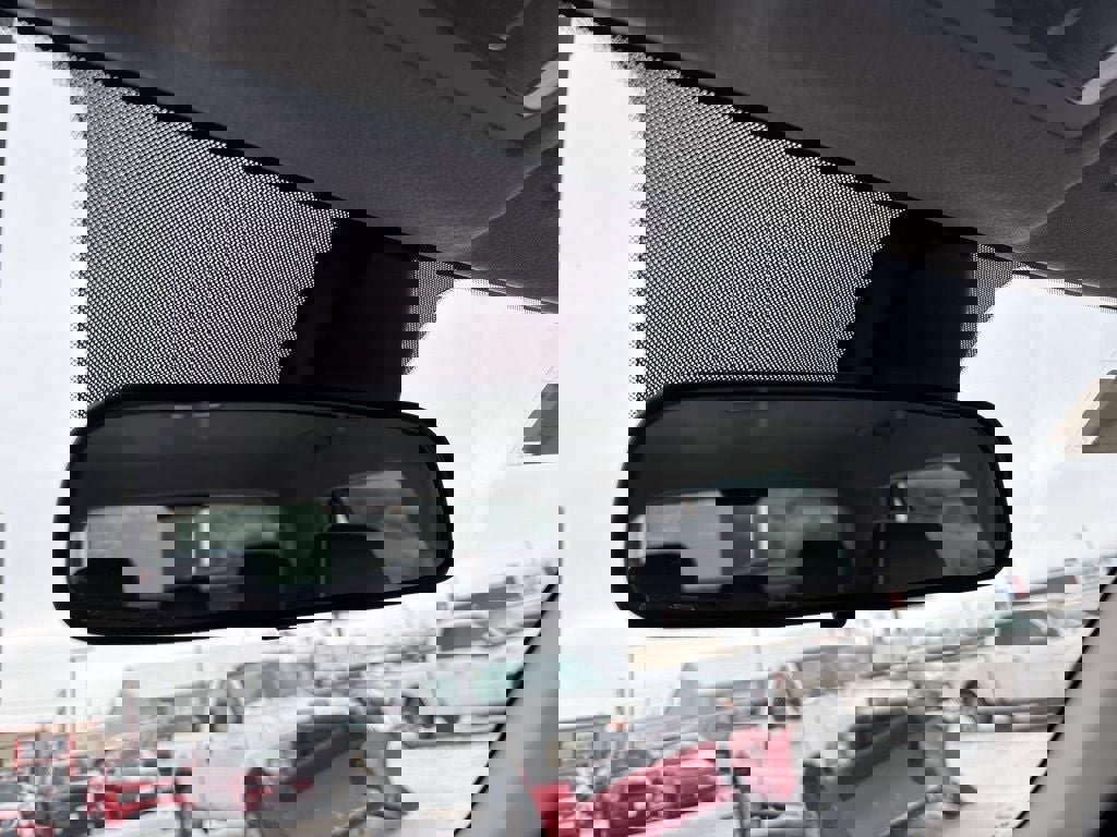 Used 2020 Hyundai Venue image 21