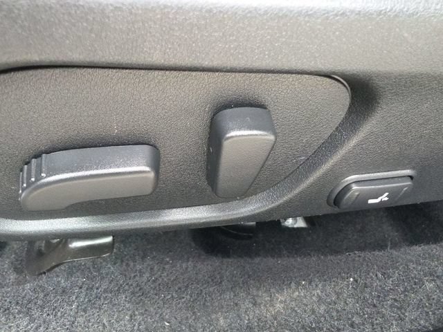 Used 2018 Subaru Forester 2.5i Touring AWD/4WD image 18