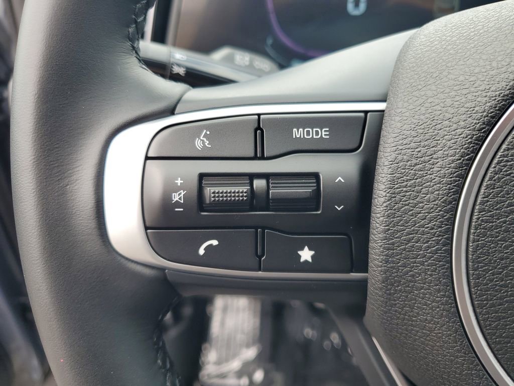 Used 2023 Kia Sportage EX image 11