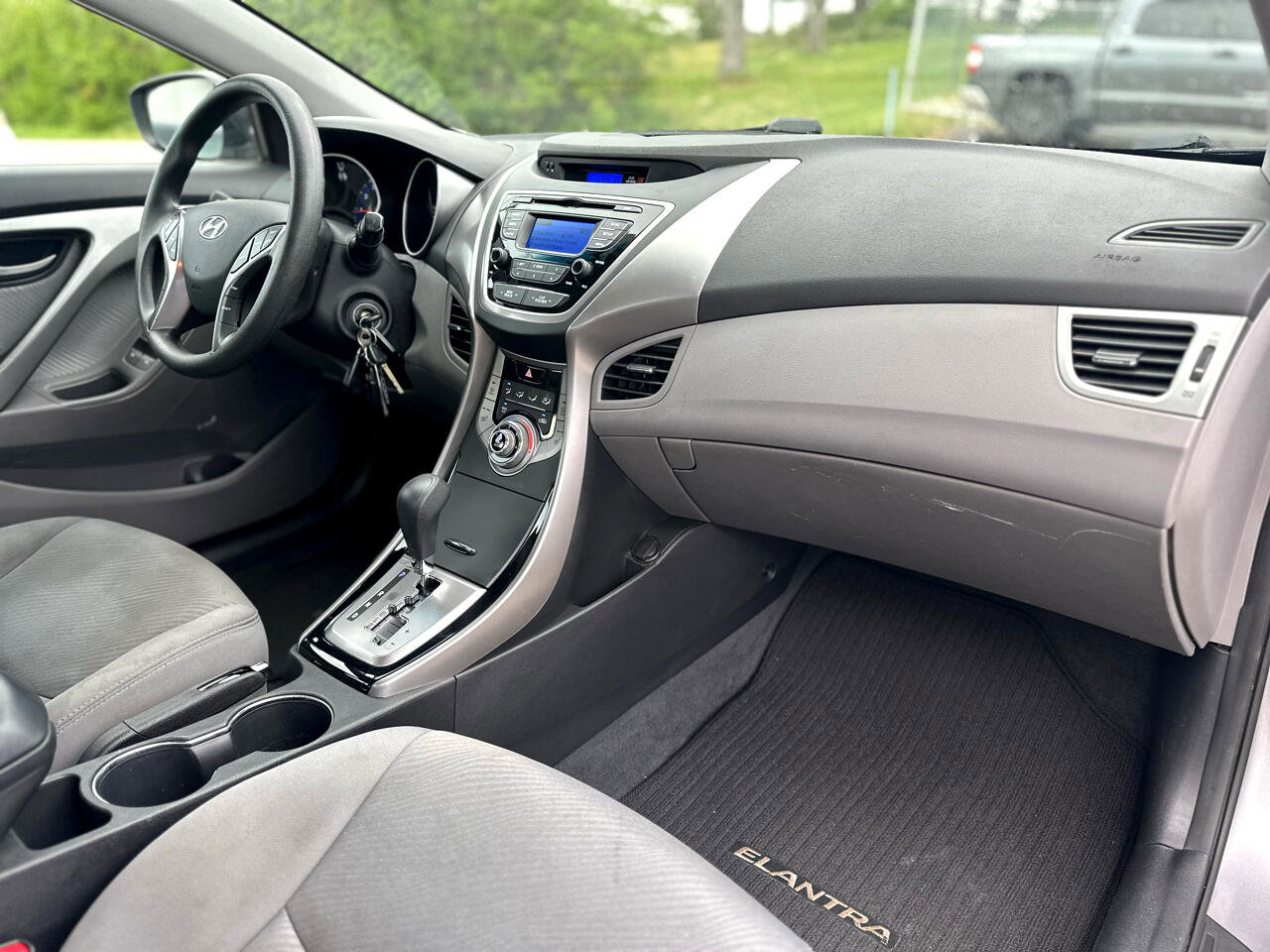 Used 2013 Hyundai Elantra GLS w/ Preferred Pkg image 15