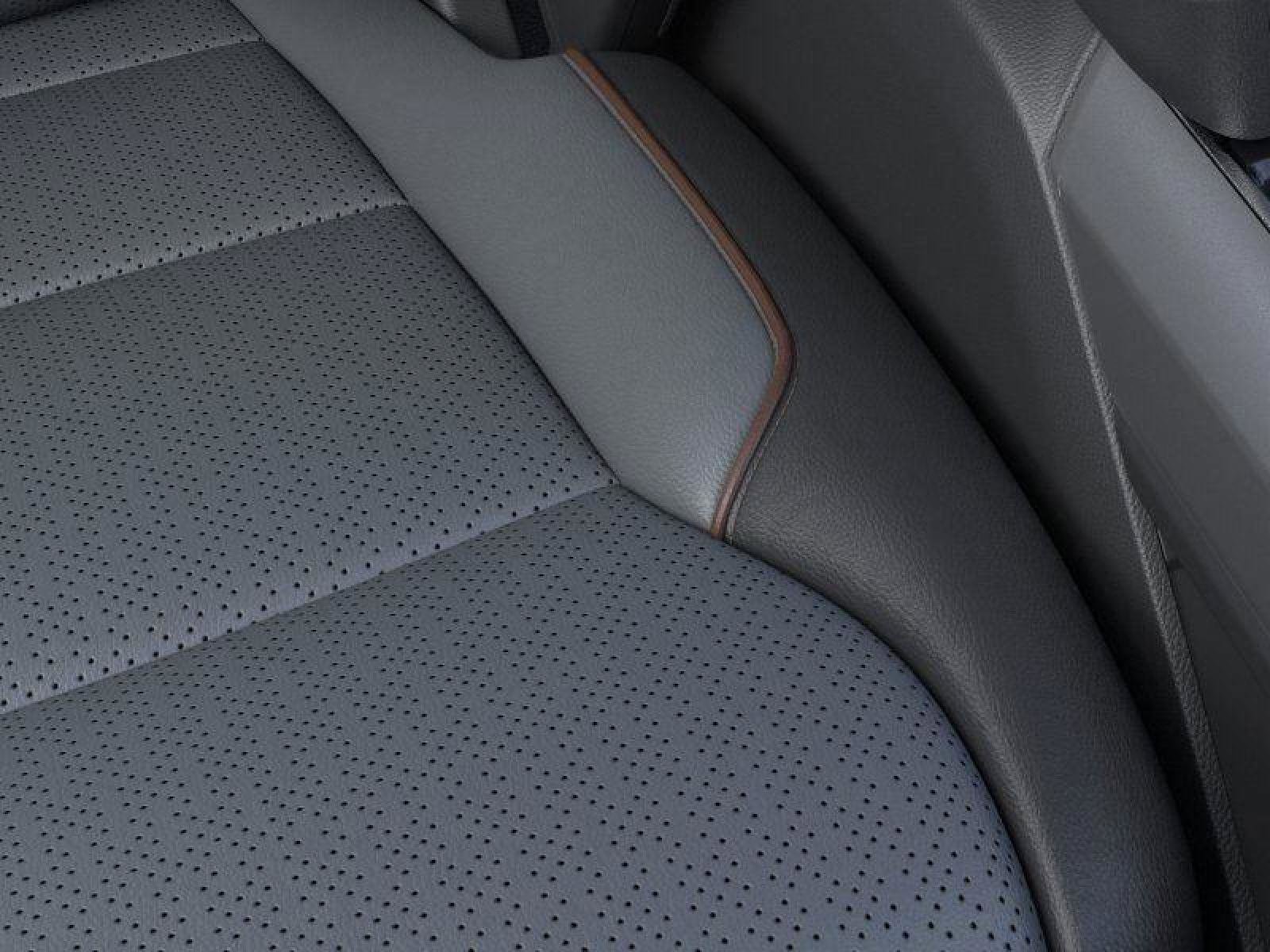 New 2025 Ford F150 Lightning Lariat image 16