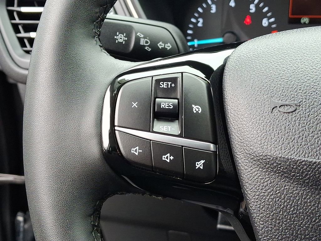 Used 2022 Ford Escape SEL image 21