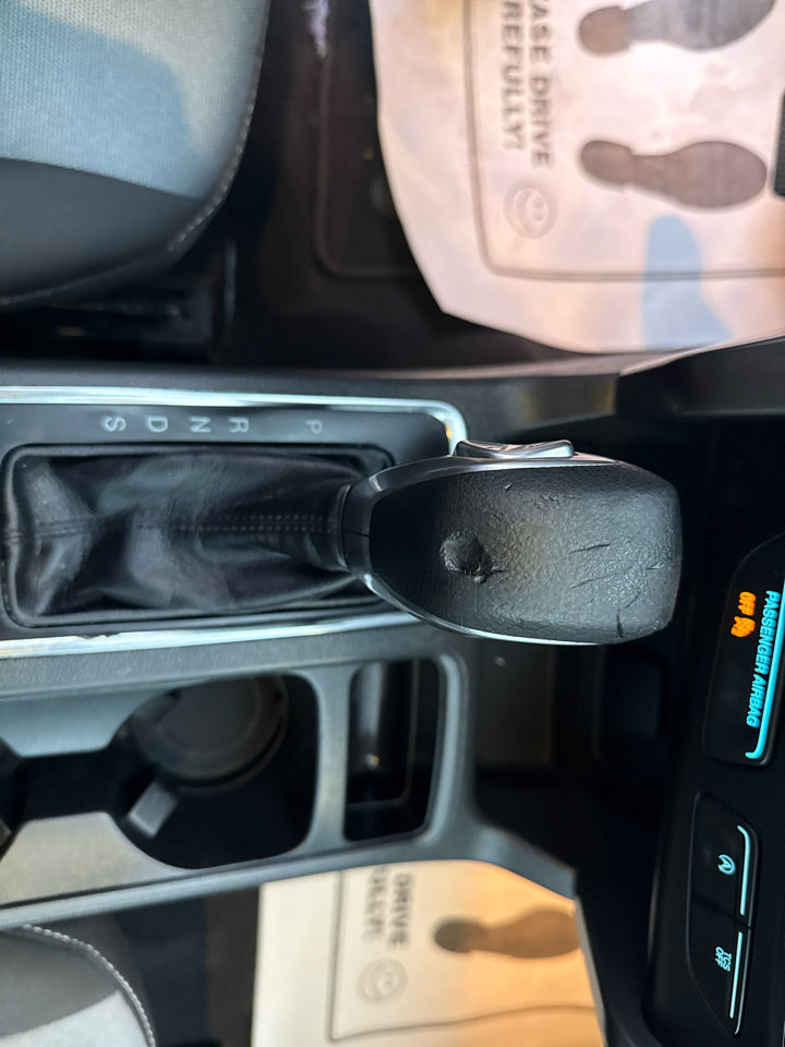 Used 2018 Ford Escape SE image 23