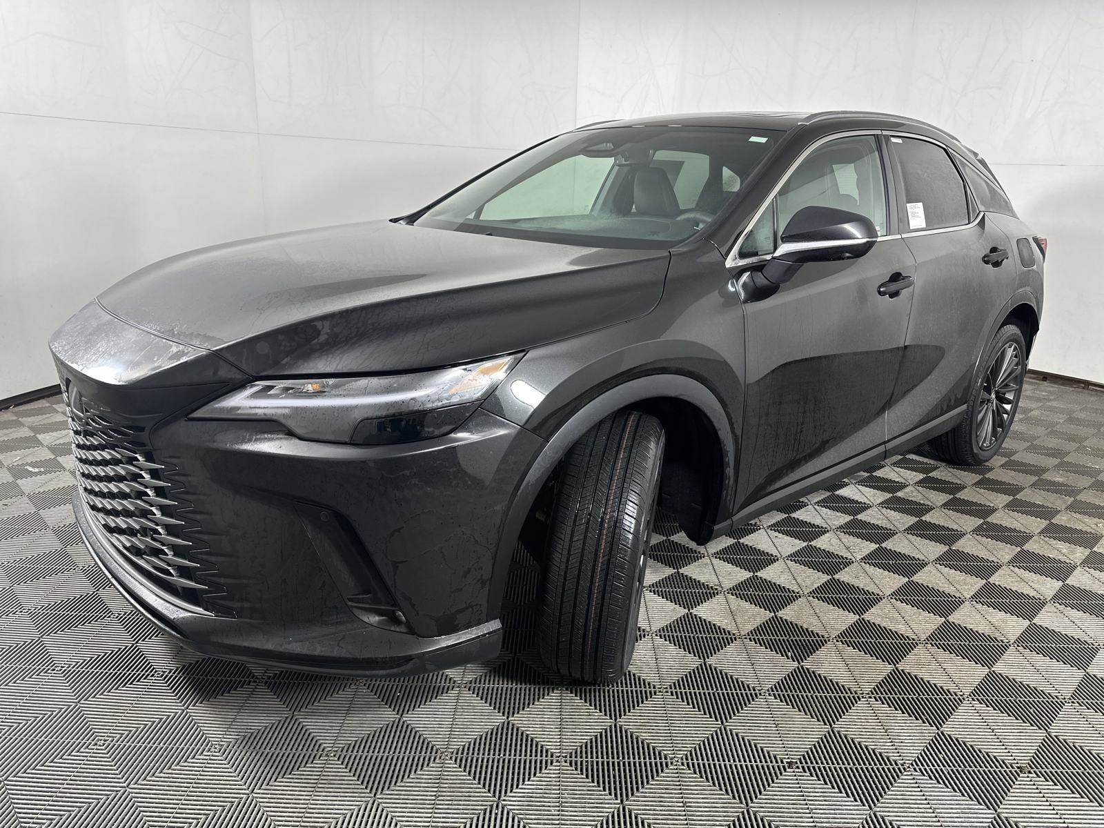 Used 2025 Lexus RX 350h w/ Convenience Package image 3