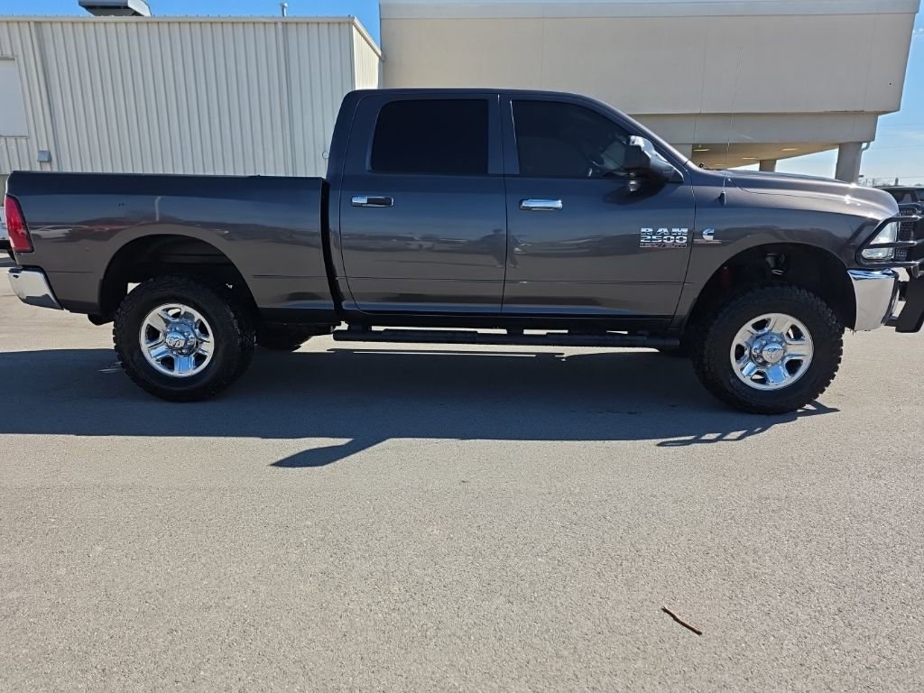 Used 2017 RAM 2500 Tradesman w/ Chrome Appearance Group AWD/4WD image 4