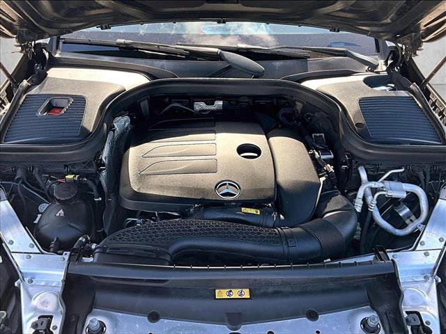 Used 2022 Mercedes-Benz GLC 300 image 11