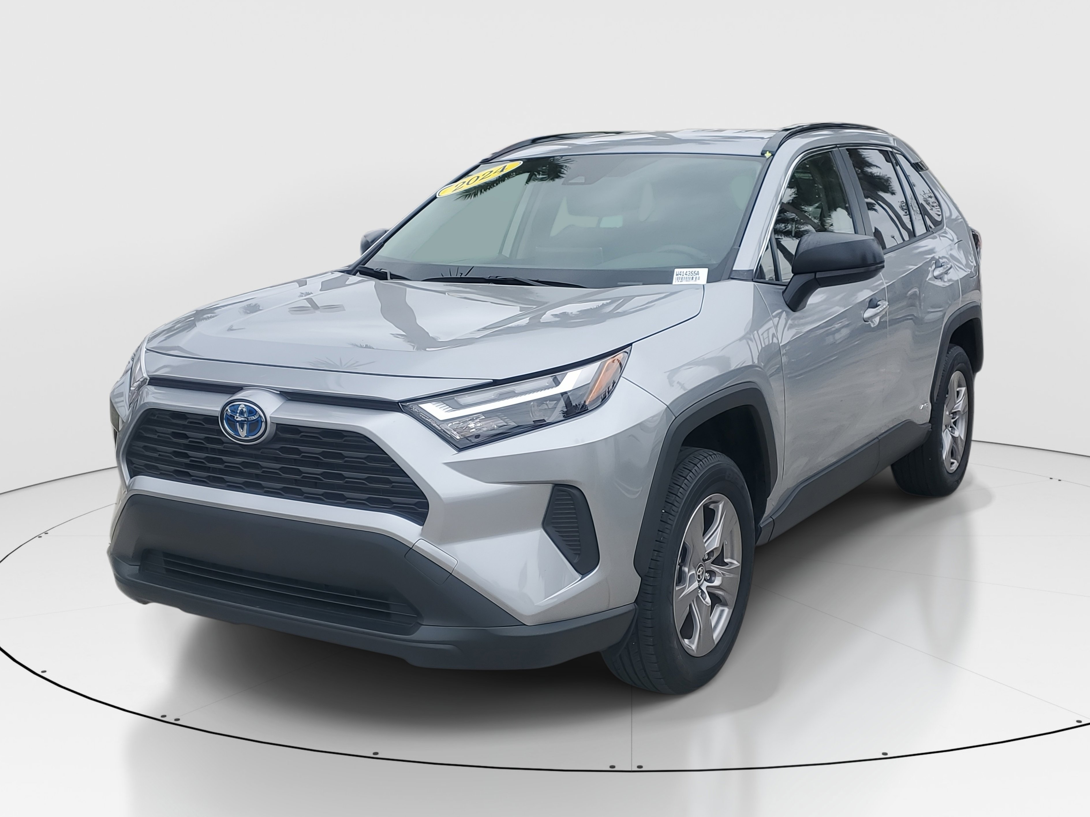 Certified 2024 Toyota RAV4 LE image 3