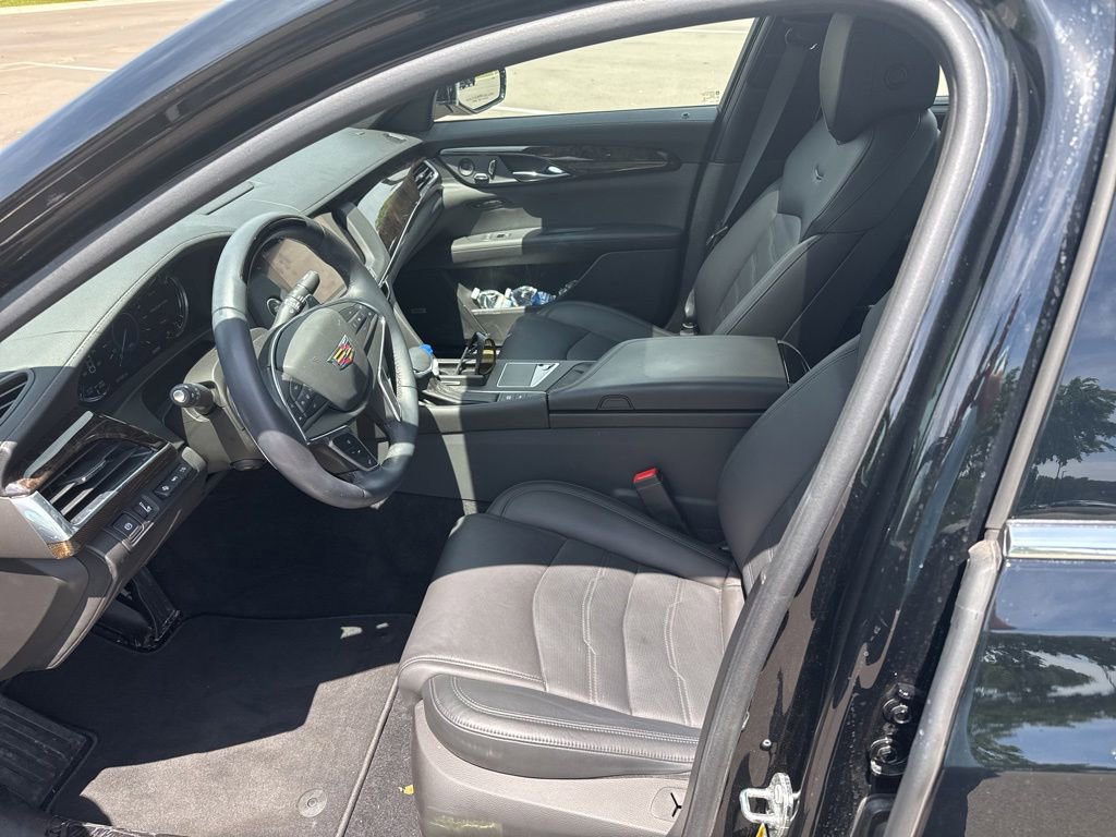 Used 2018 Cadillac CT6 Premium Luxury w/ Super Cruise Package AWD/4WD image 4