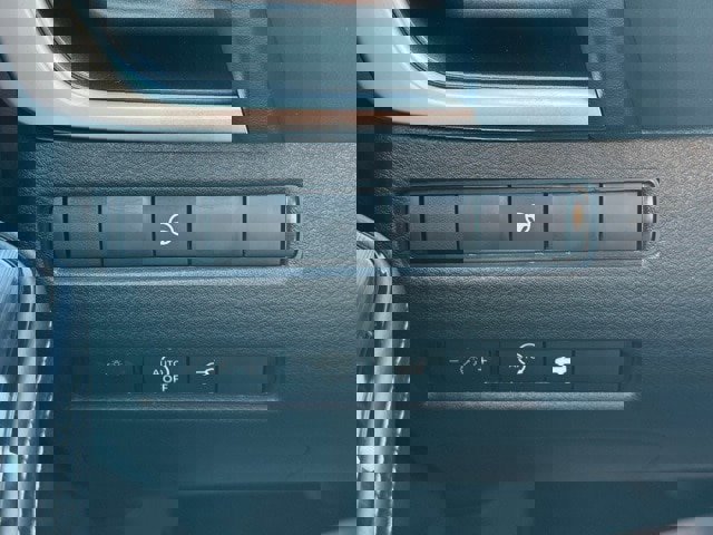 New 2026 Nissan Rogue SV image 30