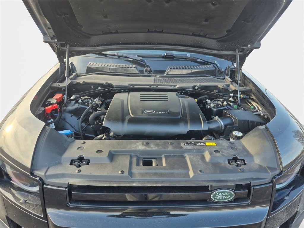 Used 2025 Land Rover Defender 110 S image 24