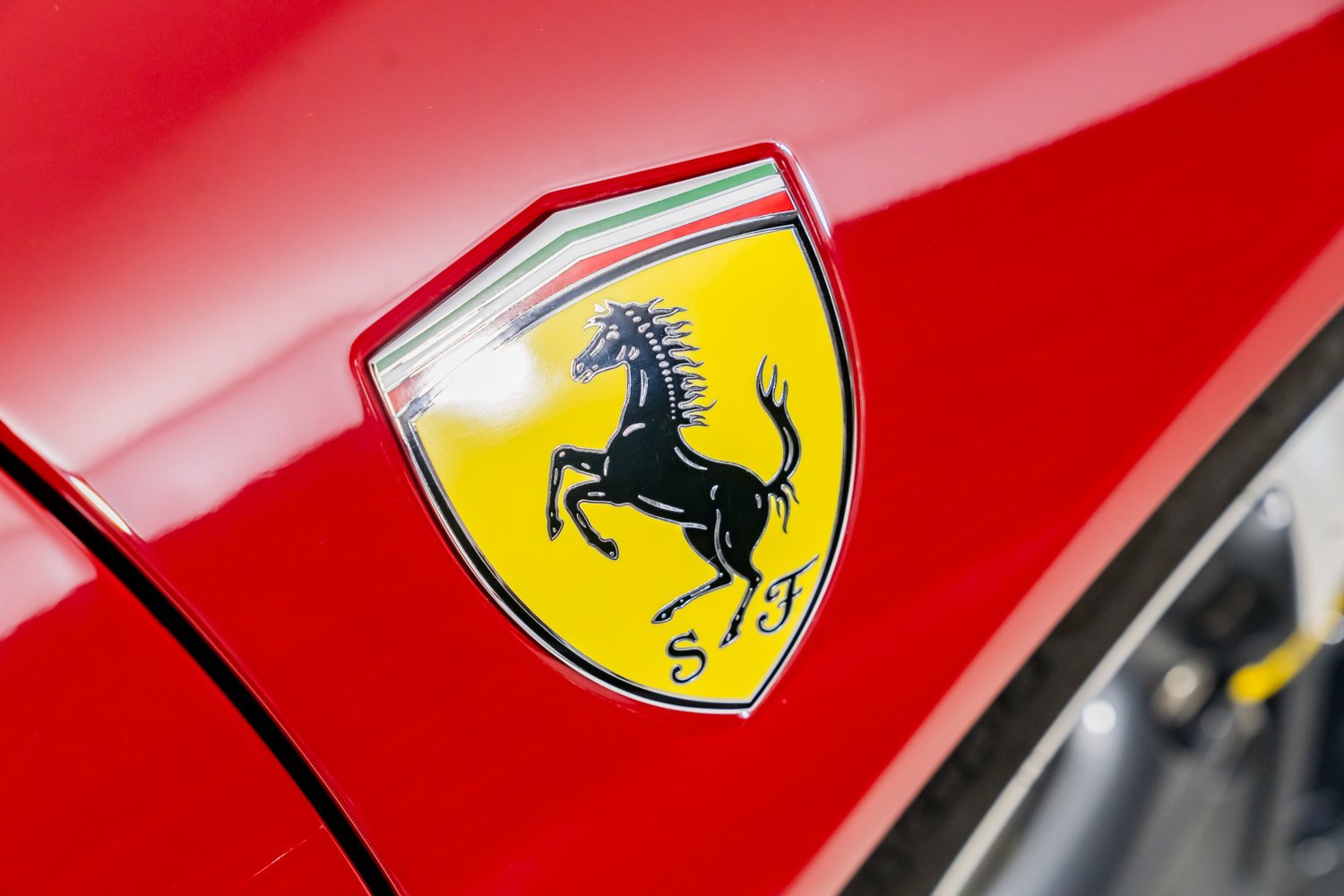 Used 2023 Ferrari SF90 Spider AWD/4WD image 46