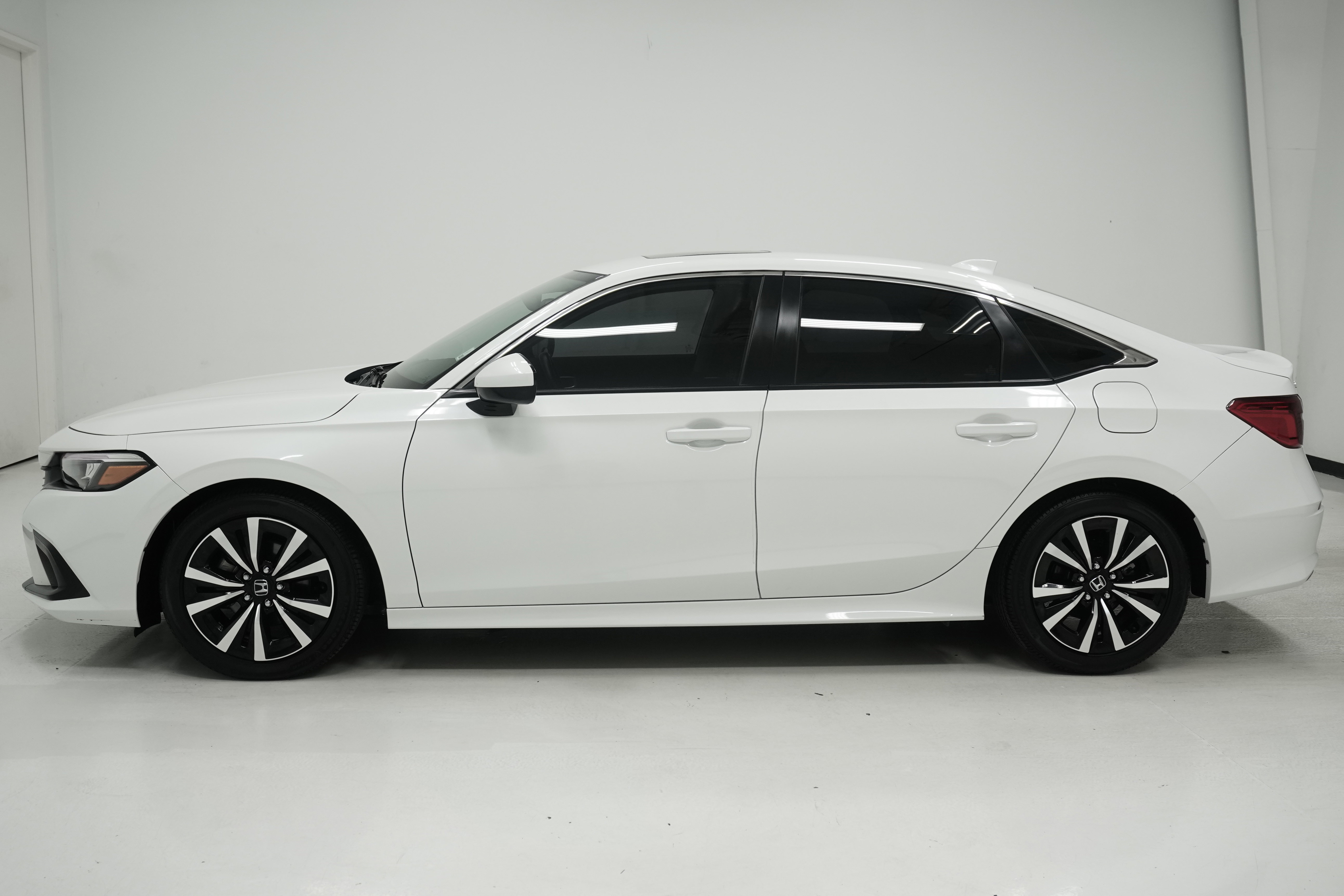 Used 2024 Honda Civic EX image 7