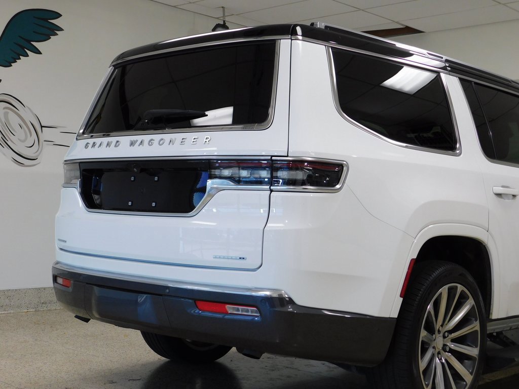 Used 2022 Jeep Grand Wagoneer Series II w/ Convenience Group III image 92