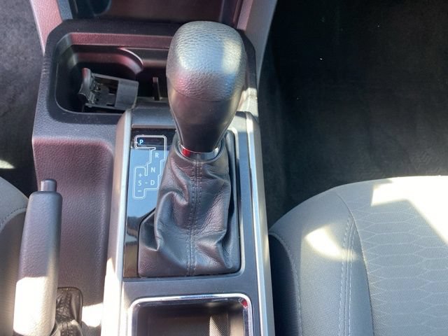 Used 2018 Toyota Tacoma SR5 AWD/4WD image 20