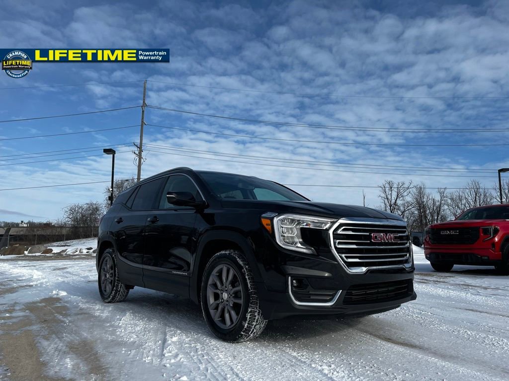 Used 2024 GMC Terrain SLT image 5