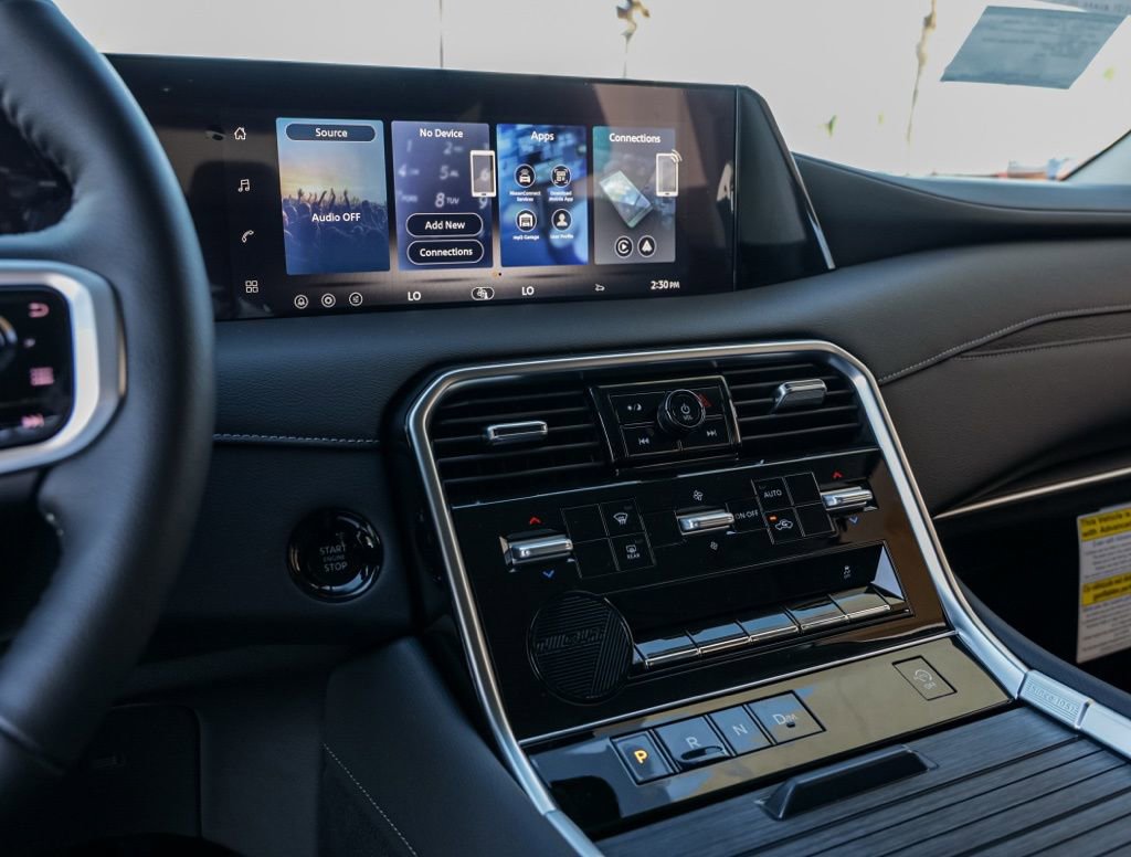 New 2026 Nissan Armada SV image 27