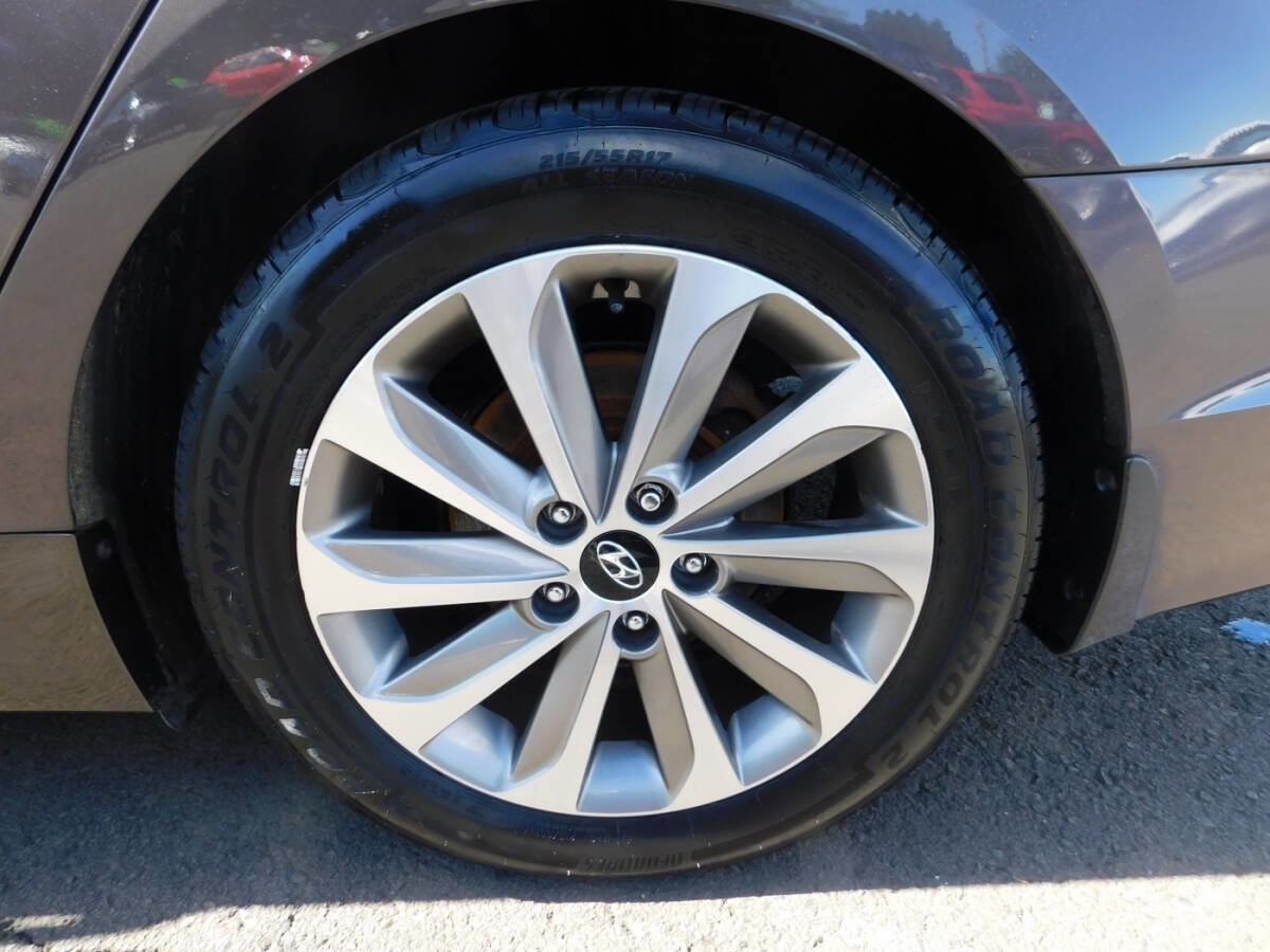 Used 2015 Hyundai Sonata Sport w/ Option Group 03 FWD image 26