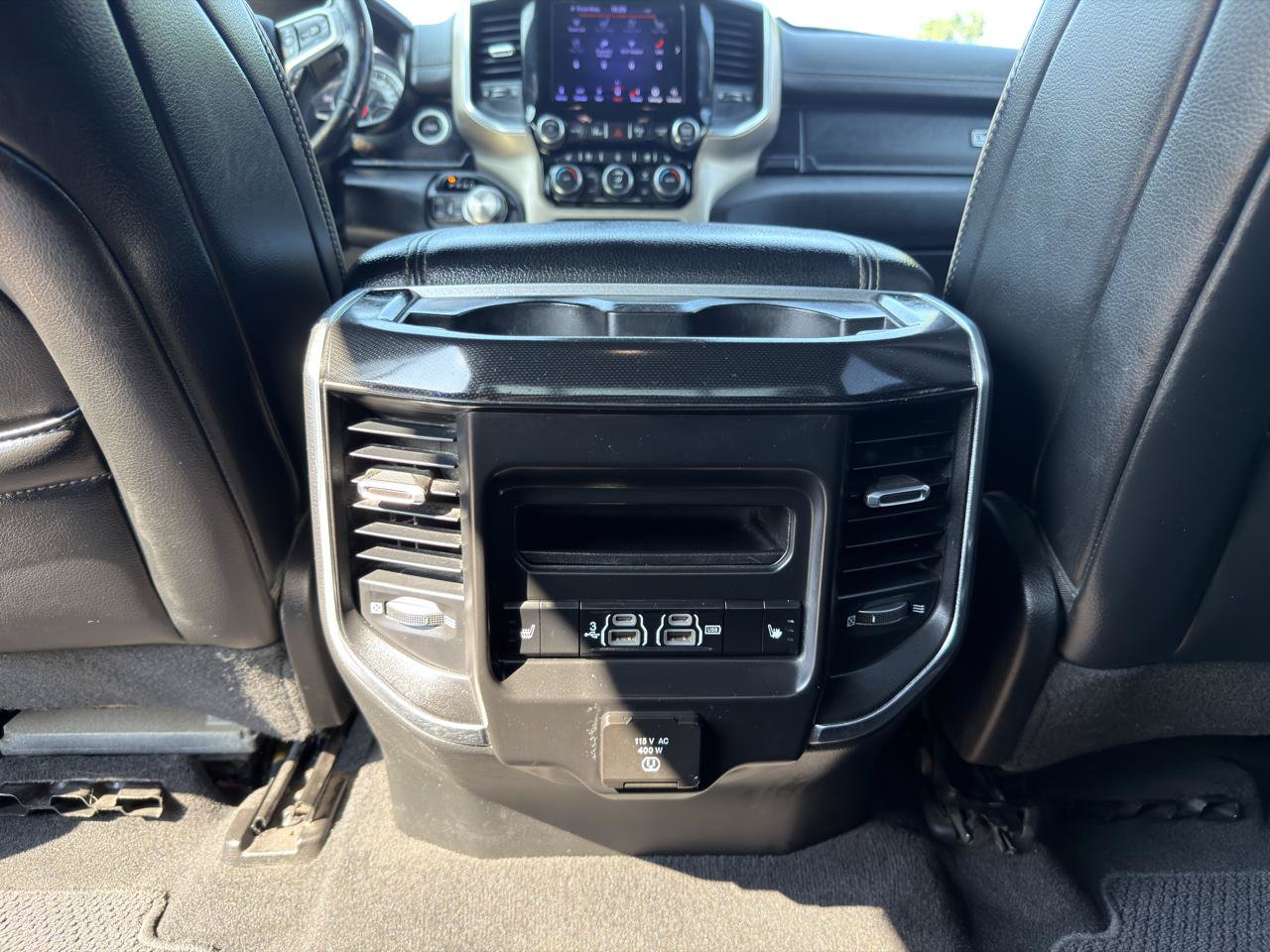 Used 2019 RAM 1500 Laramie AWD/4WD image 24