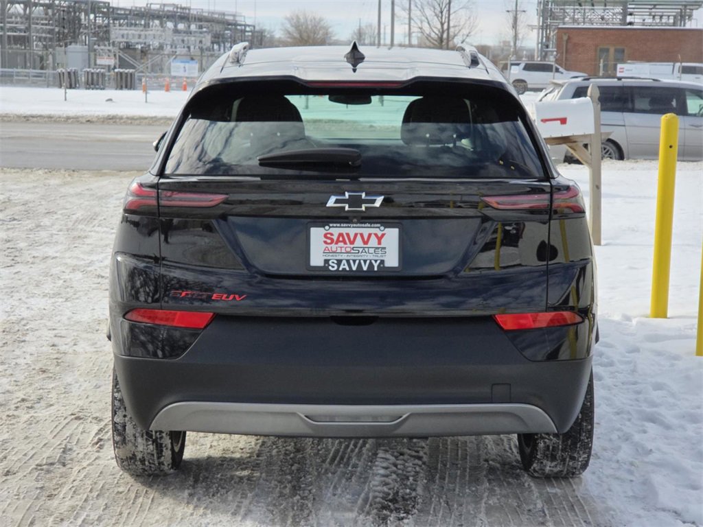 Used 2023 Chevrolet Bolt EUV LT w/ Redline Edition image 13