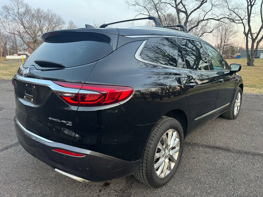 Used 2018 Buick Enclave Essence image 6