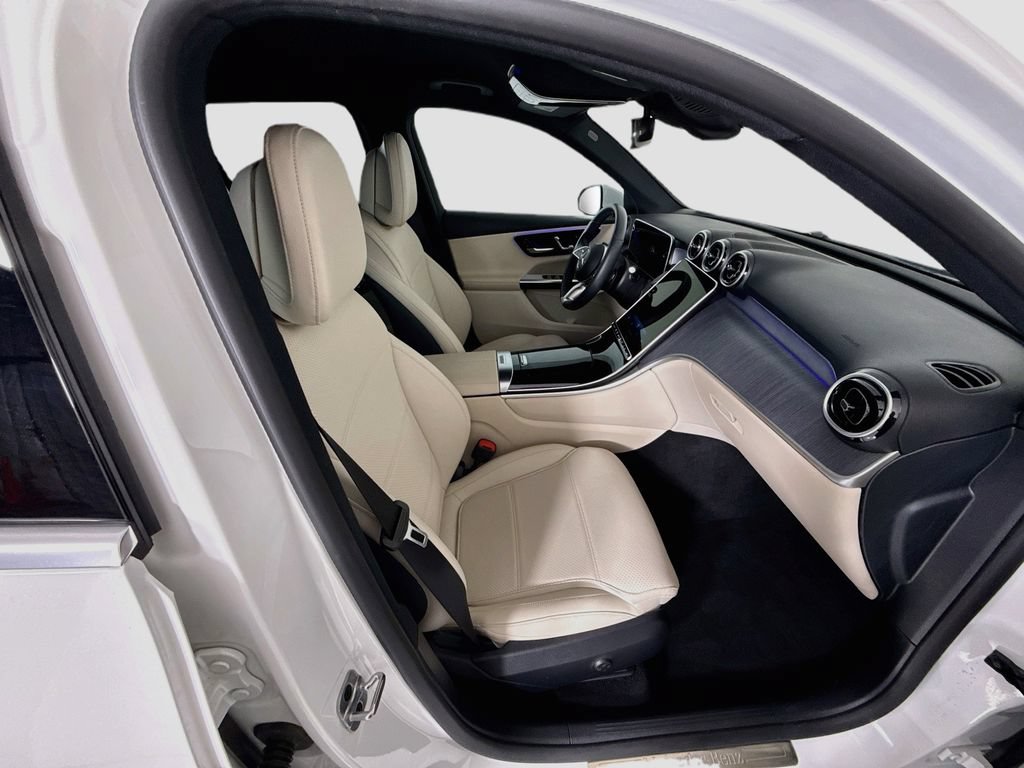 Certified 2025 Mercedes-Benz GLC 350e 4MATIC image 20
