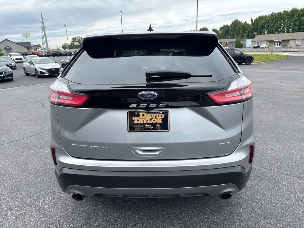 Used 2024 Ford Edge Titanium image 5