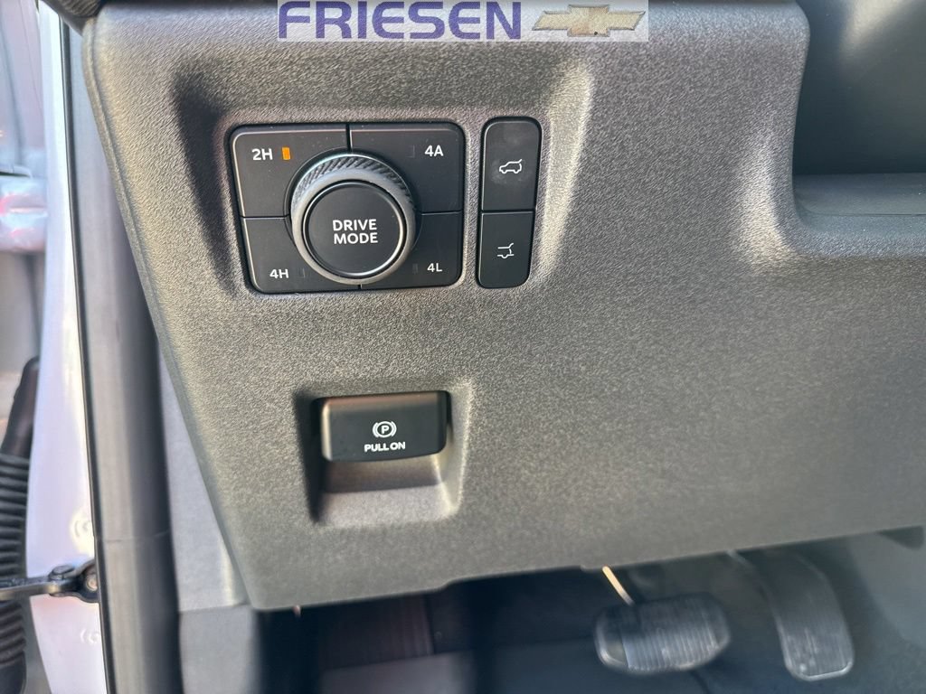 Used 2025 Ford Expedition Active AWD/4WD image 10